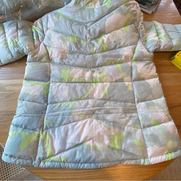Eddie Bauer First Ascent Downlight 800 fill jacket -Large - Picture 2 of 16